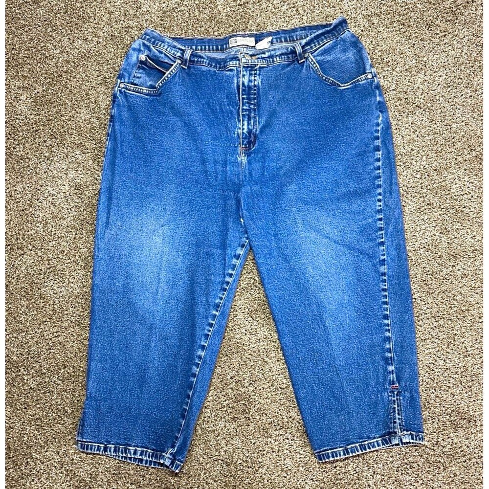 Faded Glory Women’s Blue Denim Capri Jeans 24W Stretch Relaxed Fit 5-Pocket